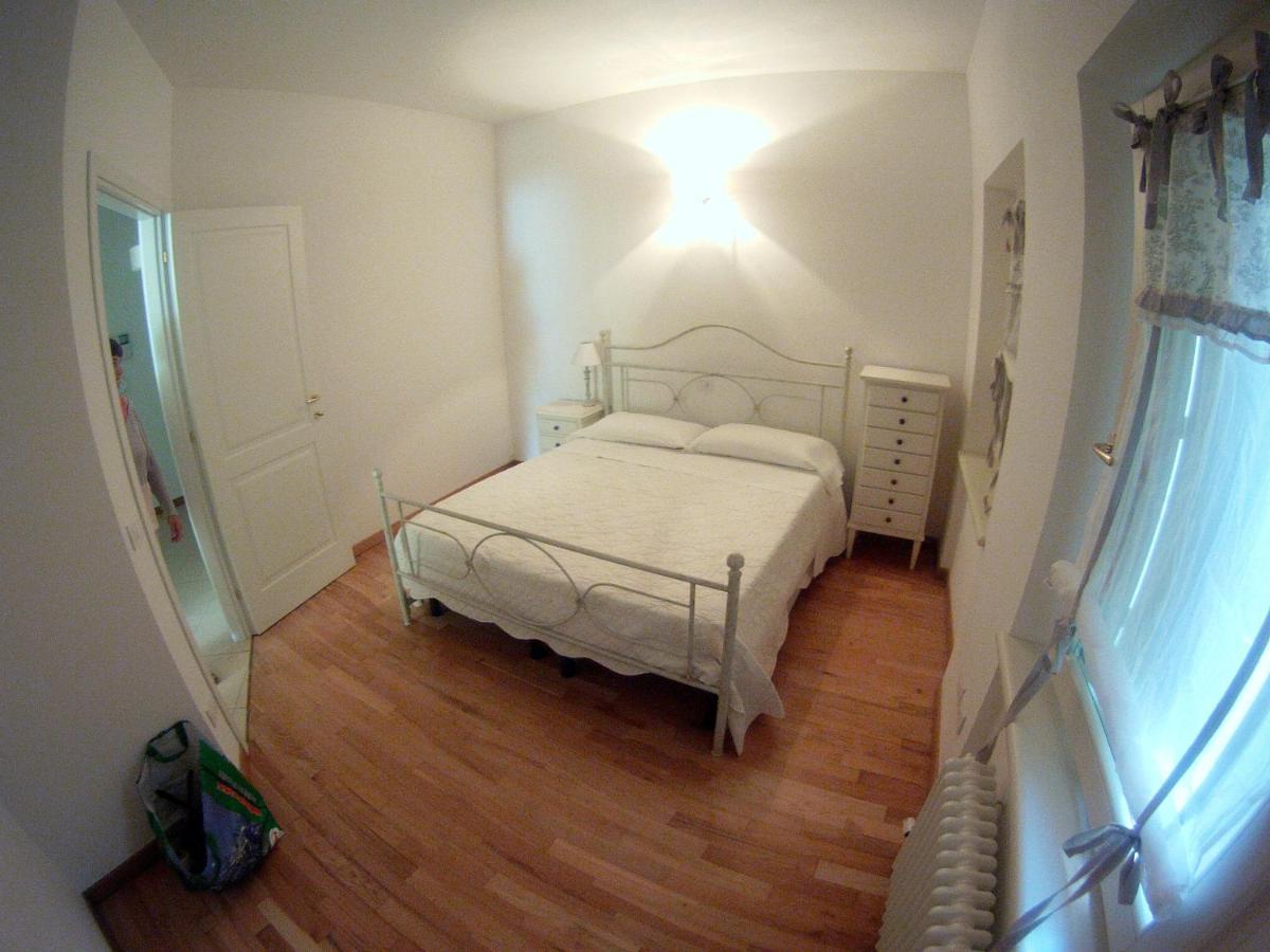 Charmante Apartament Lake Front 말세진느 외부 사진