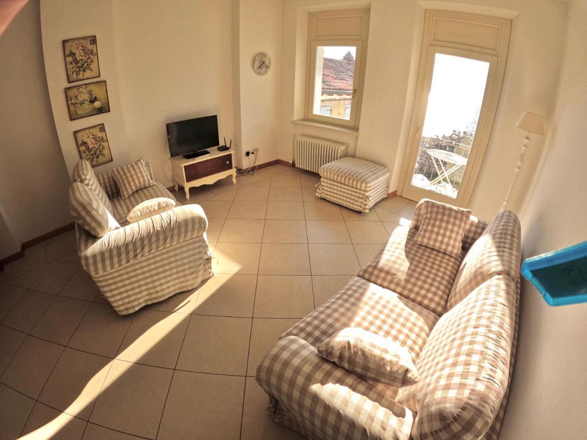 Charmante Apartament Lake Front 말세진느 외부 사진